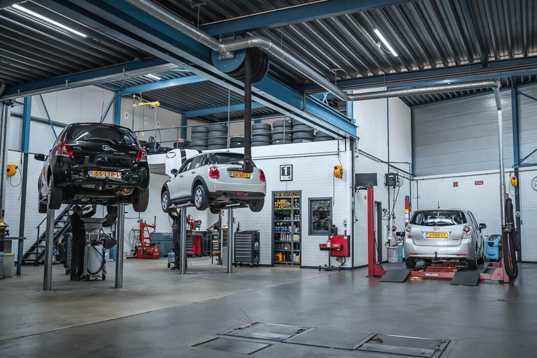 Foto's Van Gorp Auto's | VETOS TOP Merkspecialist in Toyota