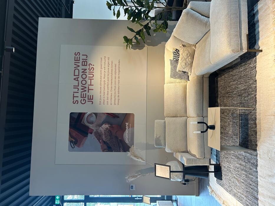 Foto's Meubelwinkel Prominent Groningen | Relaxstoelen | Sta-op stoelen | Banken