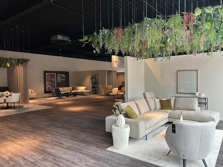 Foto's Meubelwinkel Prominent Groningen | Relaxstoelen | Sta-op stoelen | Banken