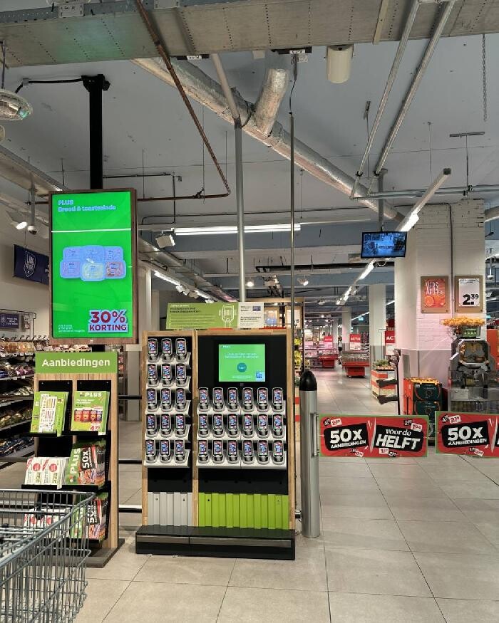 Foto's PLUS Oss