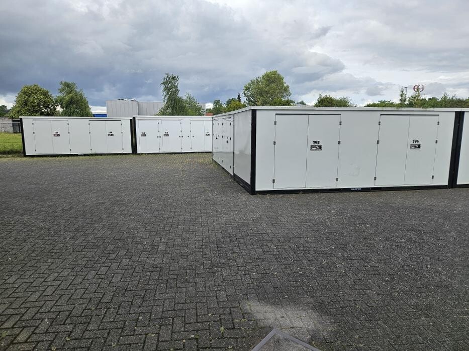Foto's 1BOX Self Storage Lelystad Opslagruimte huren