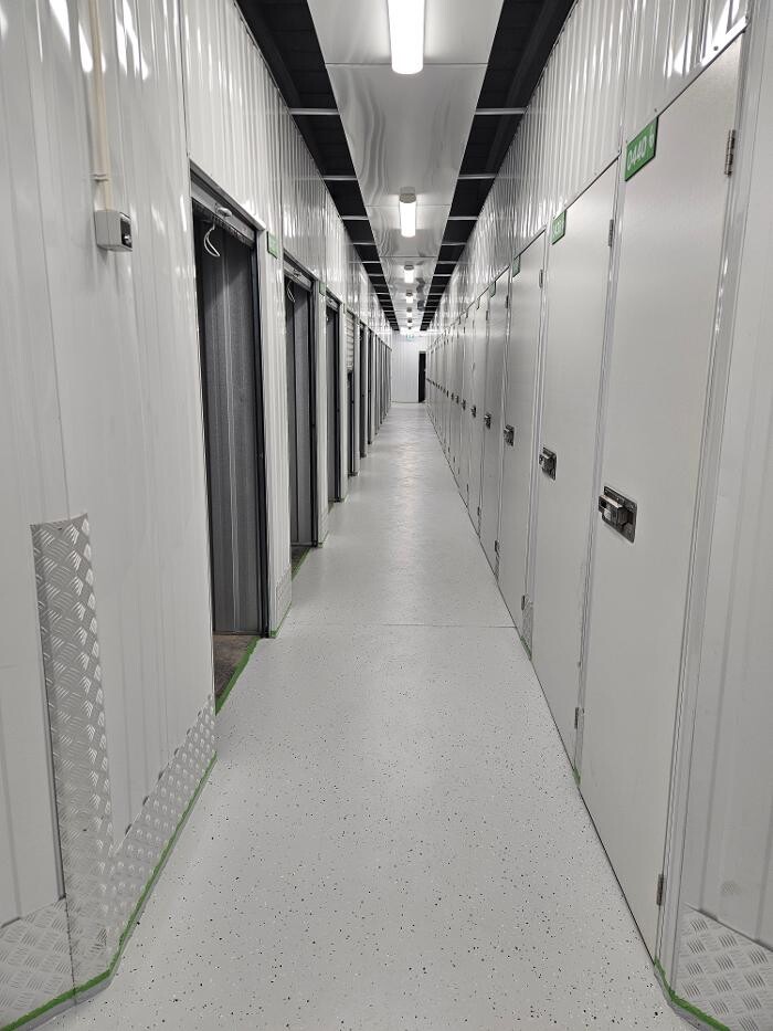 Foto's 1BOX Self Storage Heerlen-Kerkrade Opslagruimte huren