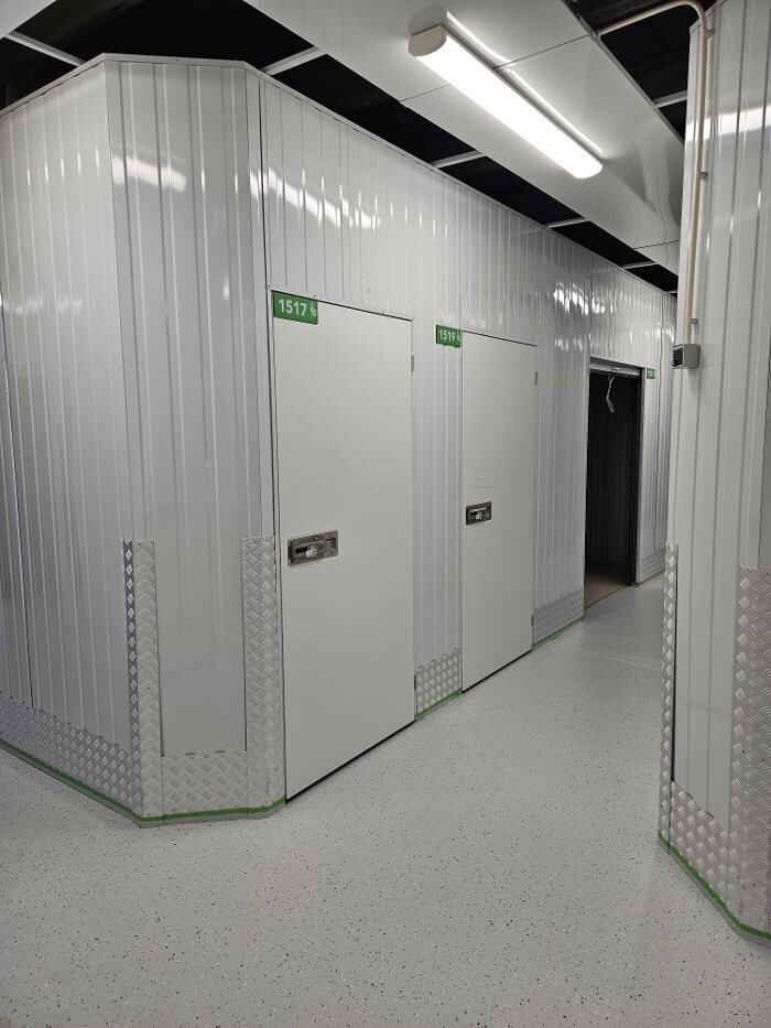 Foto's 1BOX Self Storage Heerlen-Kerkrade Opslagruimte huren