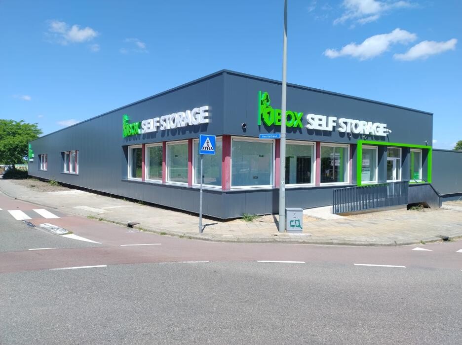 Foto's 1BOX Self Storage Heerlen-Kerkrade Opslagruimte huren