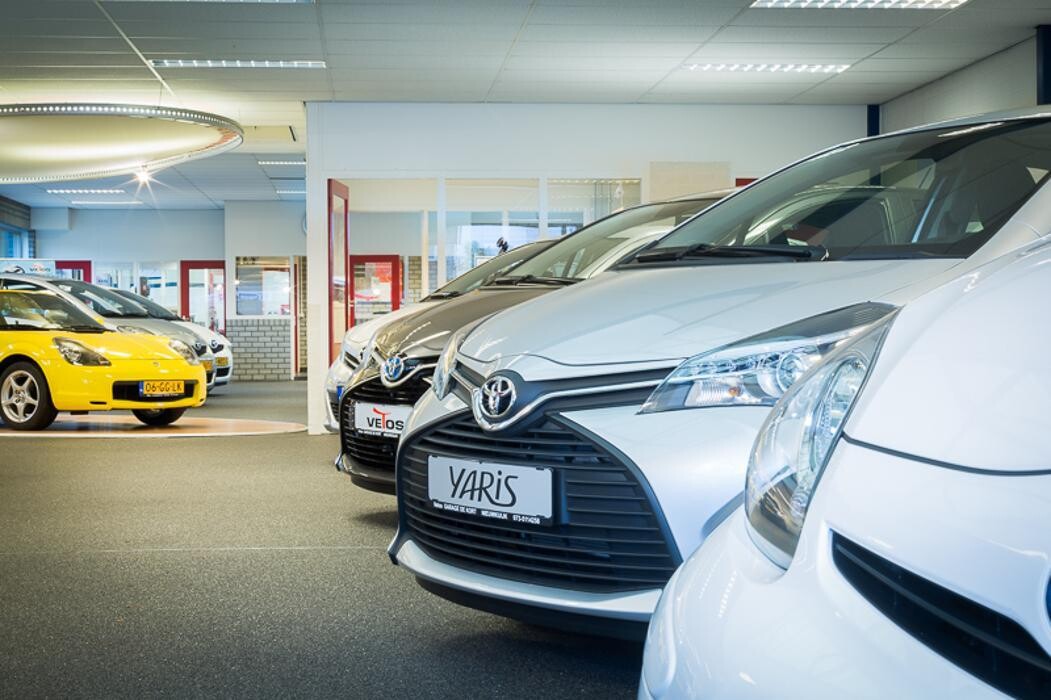 Foto's Autobedrijf de Kort VETOS-dealer in Toyota gespecialiseerd