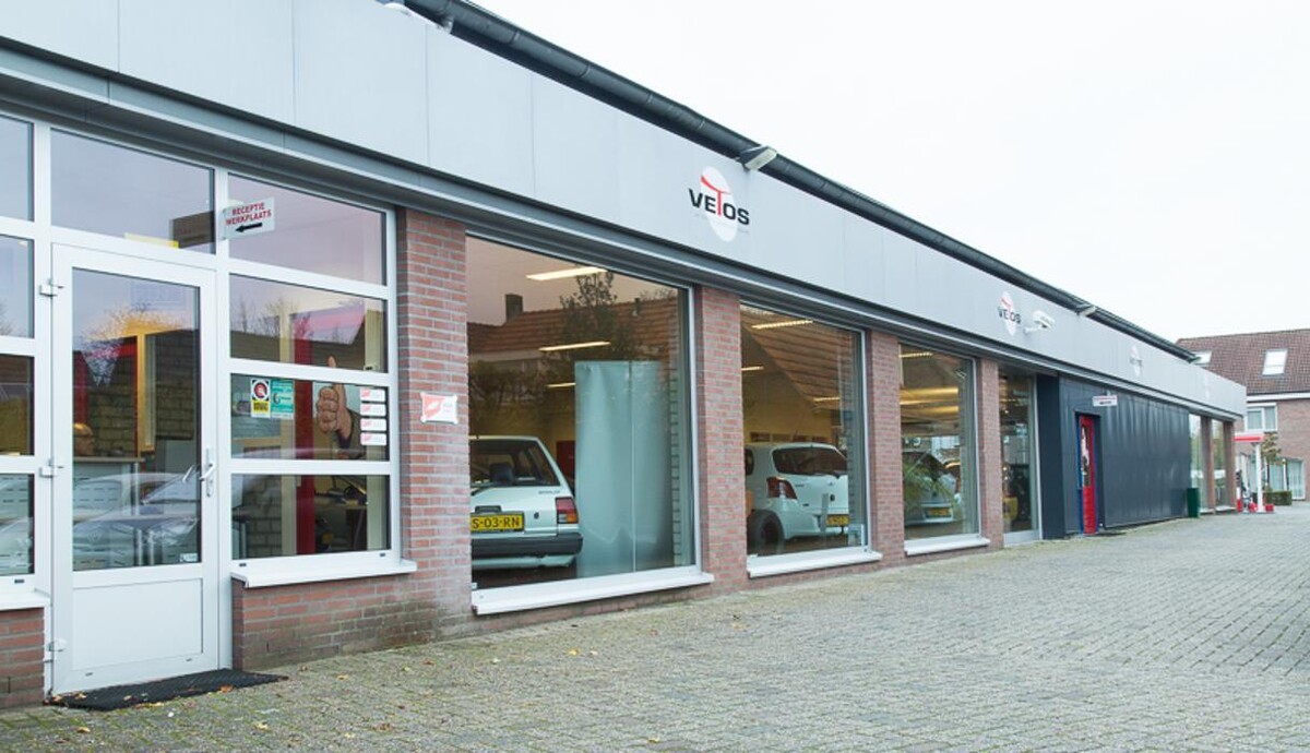 Foto's Autobedrijf de Kort VETOS-dealer in Toyota gespecialiseerd