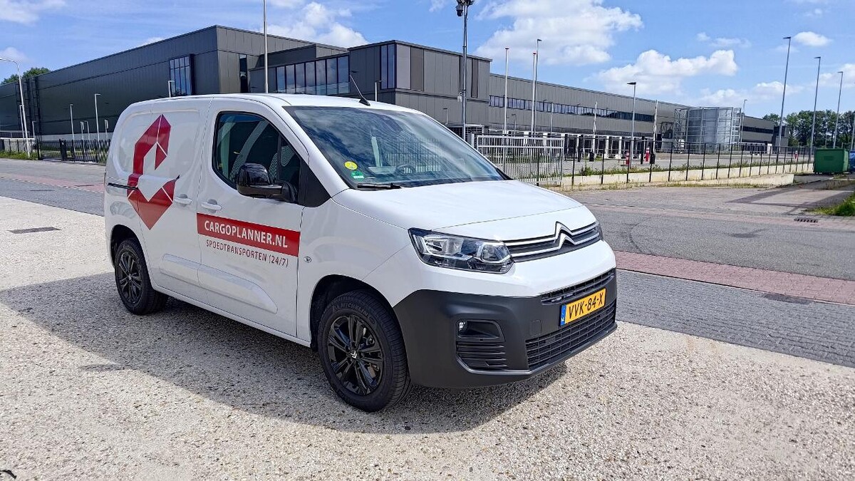 Foto's Cargoplanner Logistics B.V. - Koerier Limburg