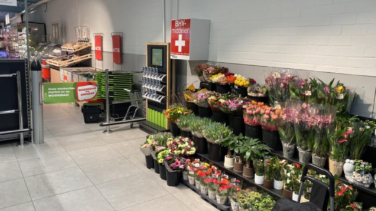 Foto's PLUS Hoek