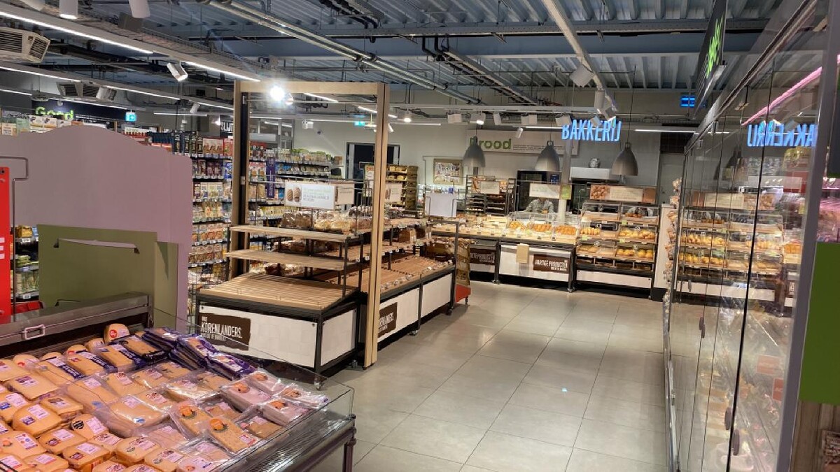 Foto's PLUS Hoek
