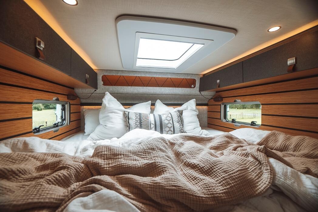 Foto's rent easy Lemmer