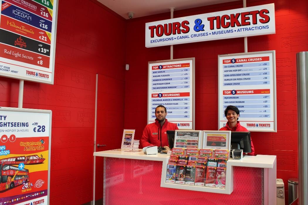 Foto's Tours & Tickets - Muntplein