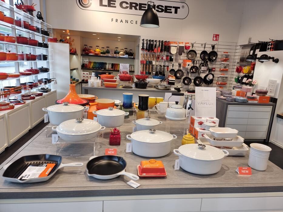 Foto's Le Creuset Outlet Store Batavia Stad Lelystad