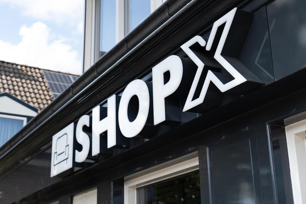 Foto's ShopX - Leren meubels