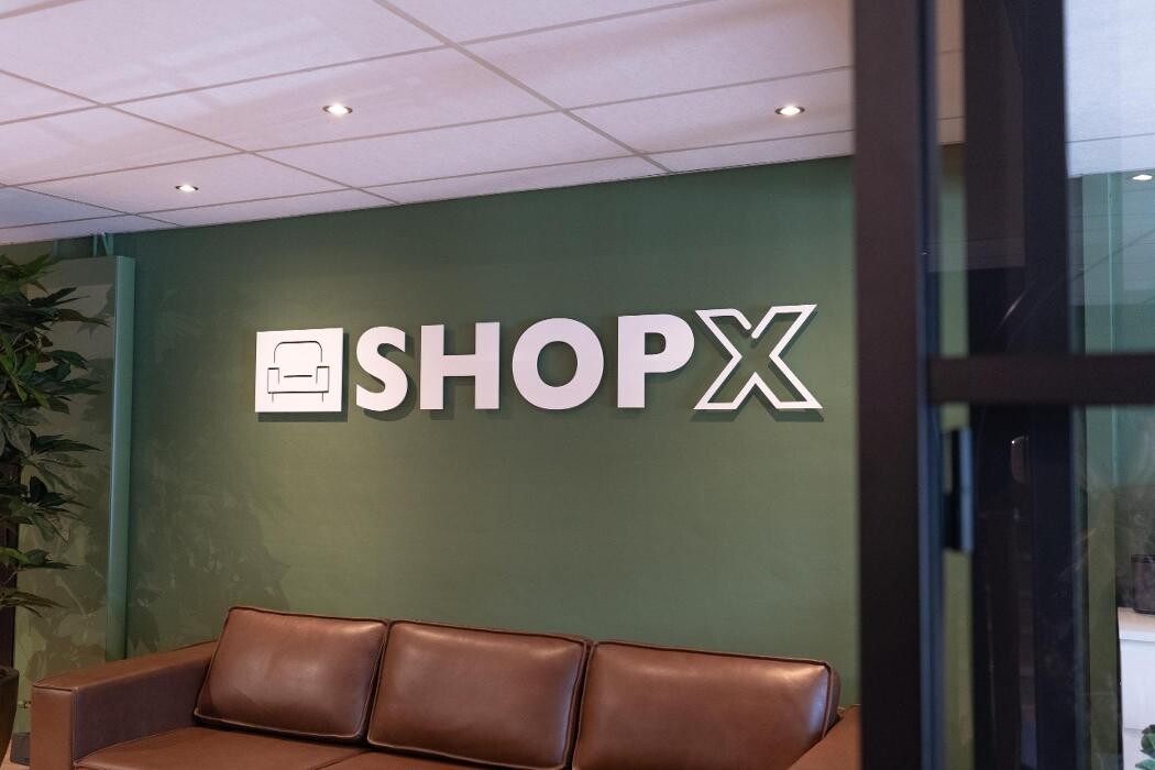 Foto's ShopX - Leren meubels