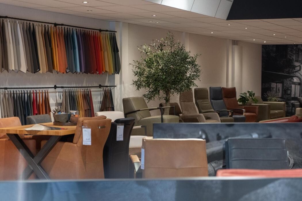 Foto's ShopX - Leren meubels