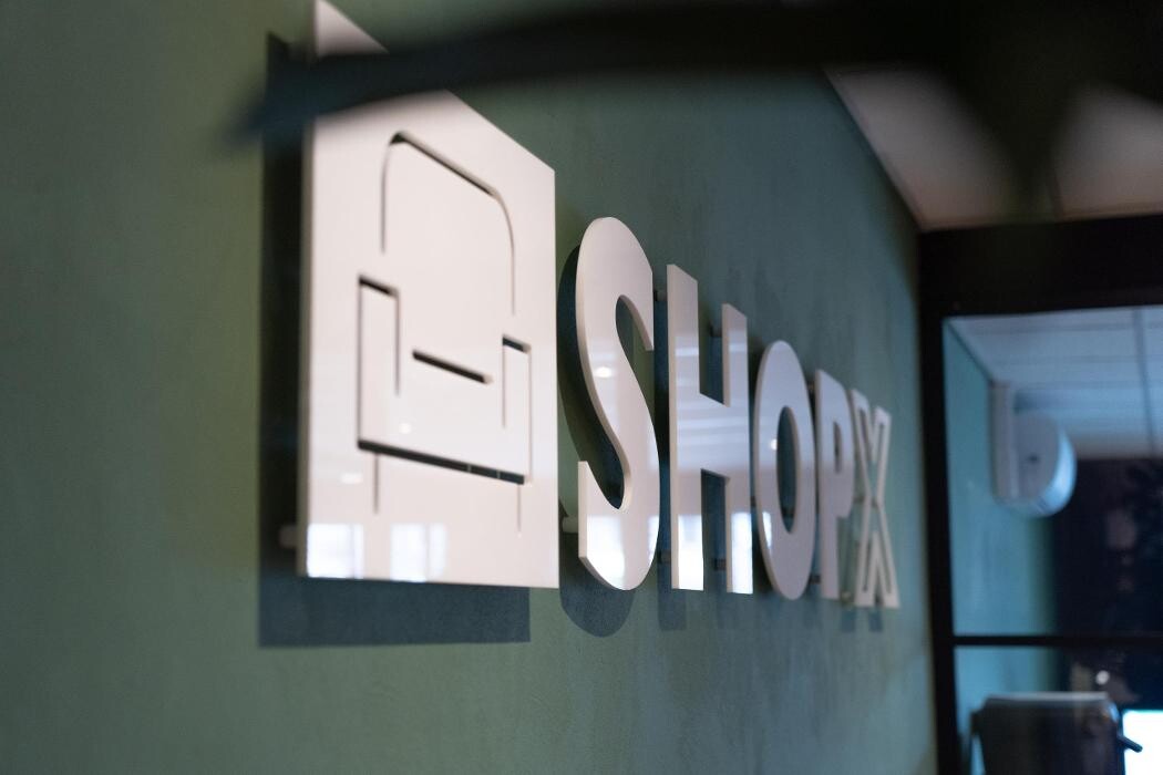 Foto's ShopX - Leren meubels