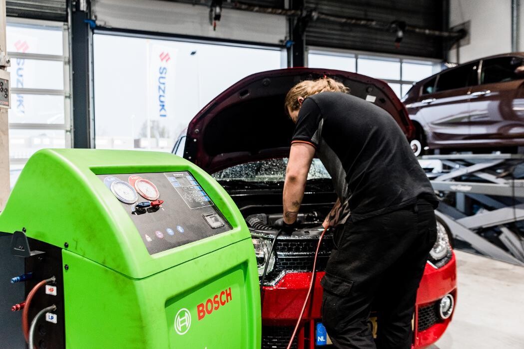 Foto's Auto Nassau Delft suzuki