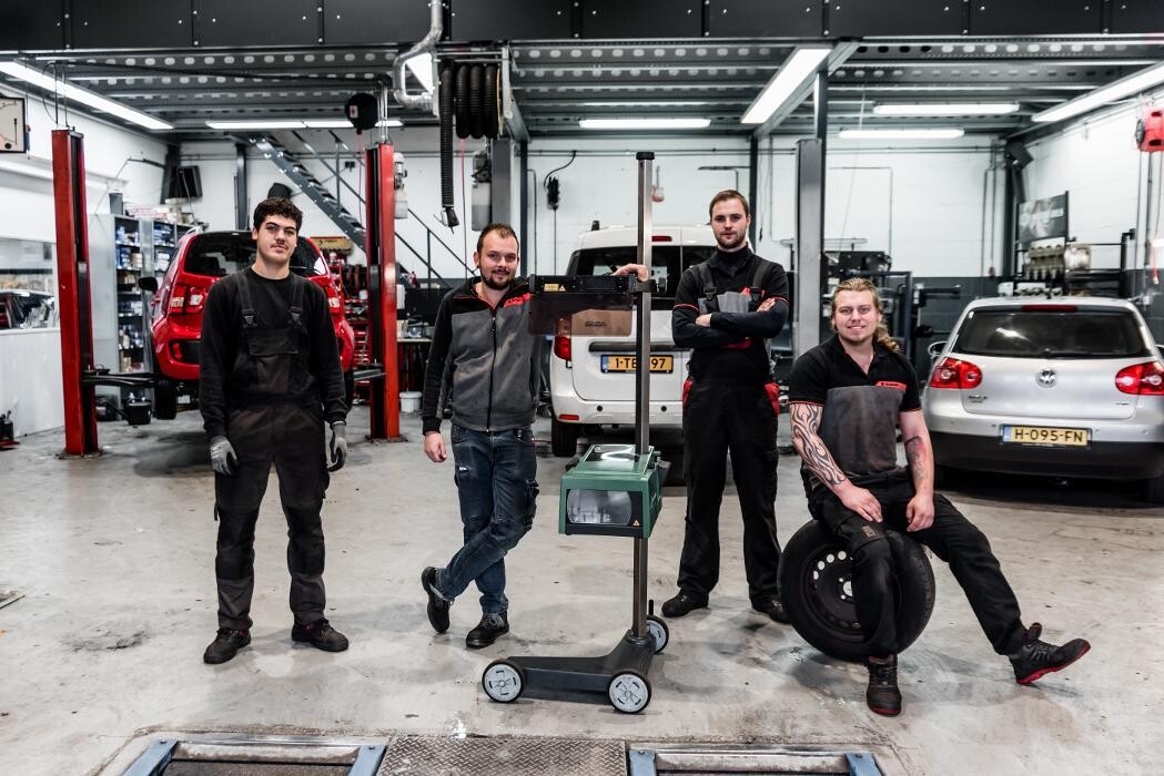 Foto's Auto Nassau Delft suzuki