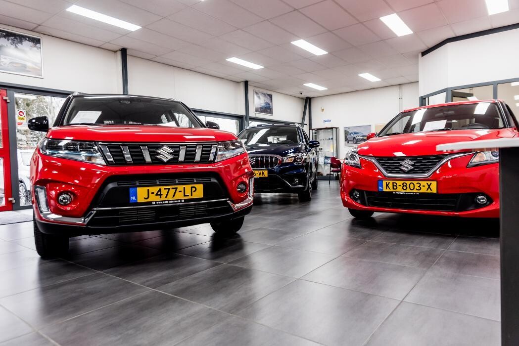 Foto's Auto Nassau Delft suzuki