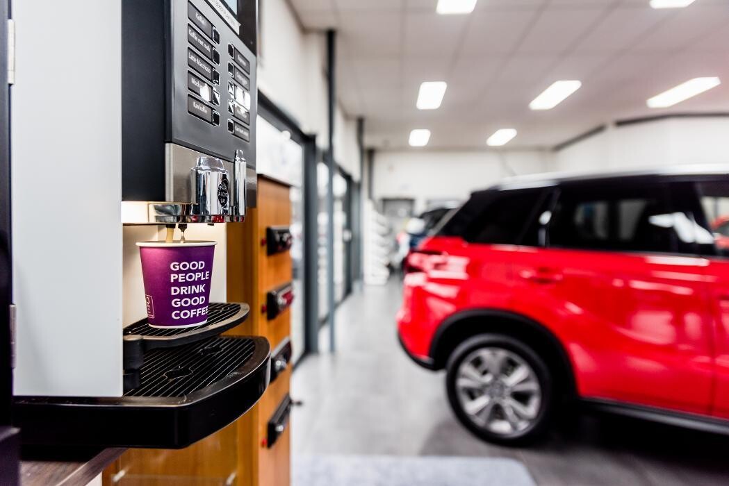 Foto's Auto Nassau Delft suzuki