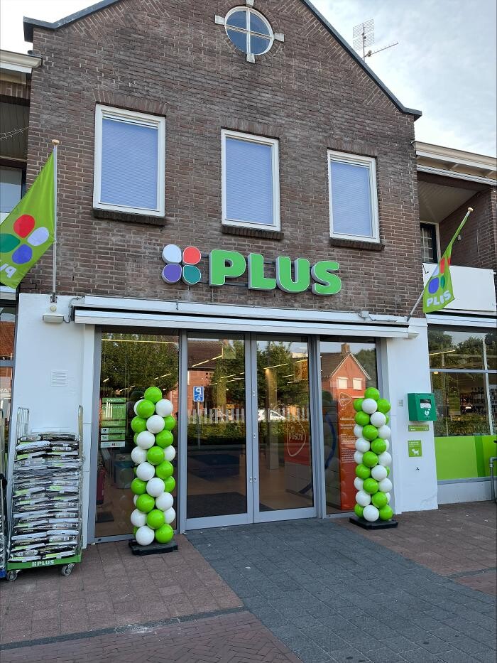 Foto's PLUS Enter