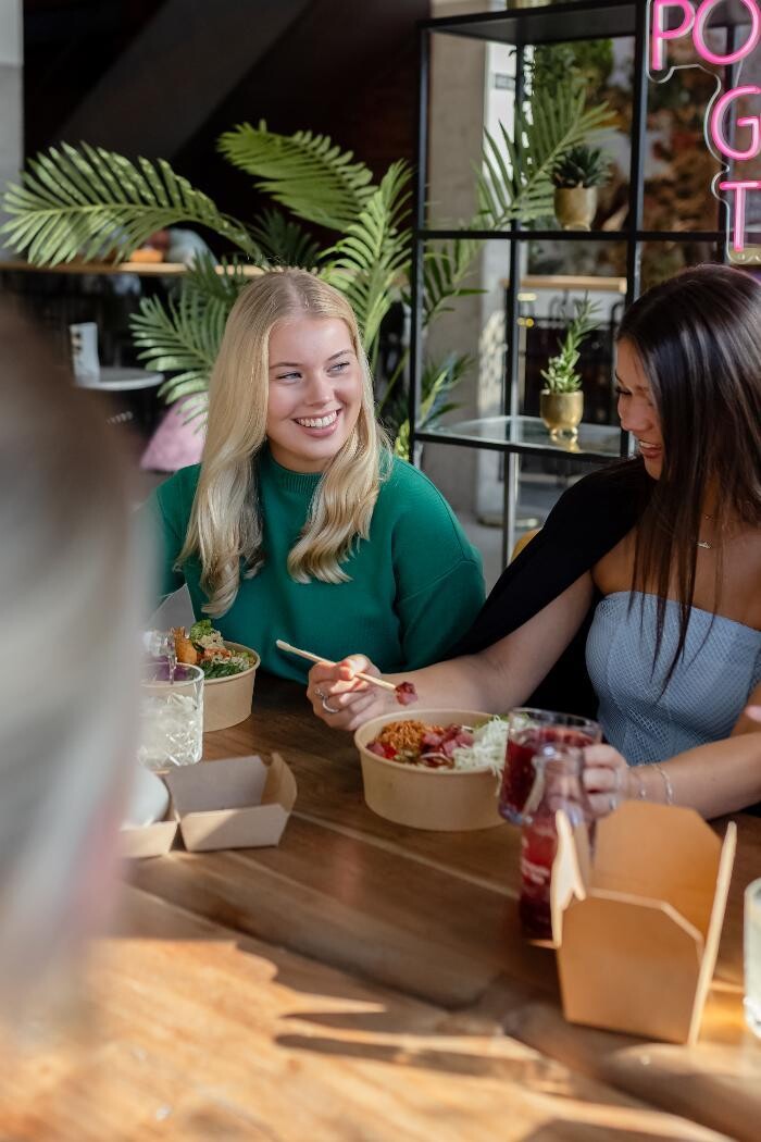 Foto's Poké&ZO Dordrecht