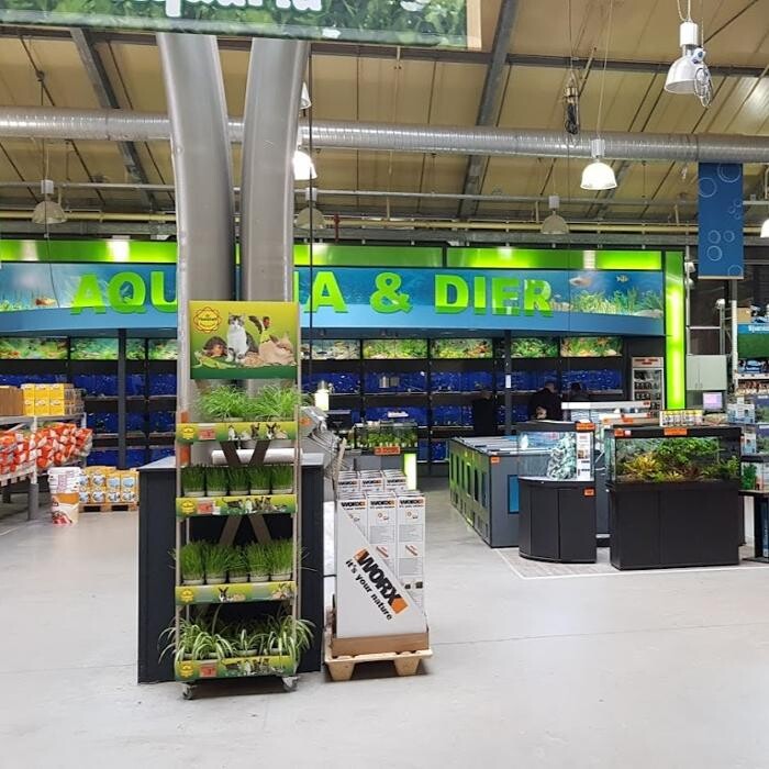 Foto's HORNBACH Dierenafdeling Wateringen