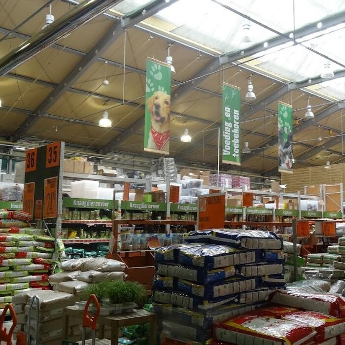 Foto's HORNBACH Dierenafdeling Groningen