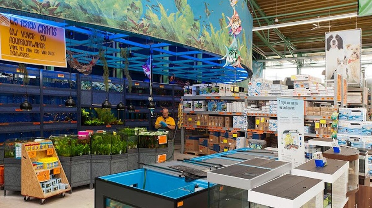 Foto's HORNBACH Dierenafdeling Alblasserdam