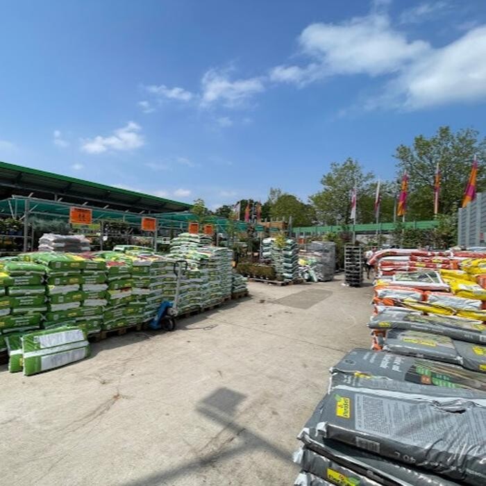 Foto's HORNBACH Tuincentrum Best