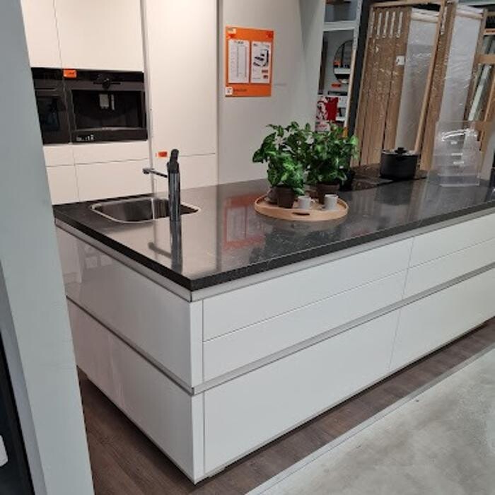 Foto's HORNBACH Keukenstudio Best