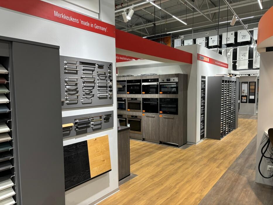 Foto's HORNBACH Keukenstudio Nijmegen