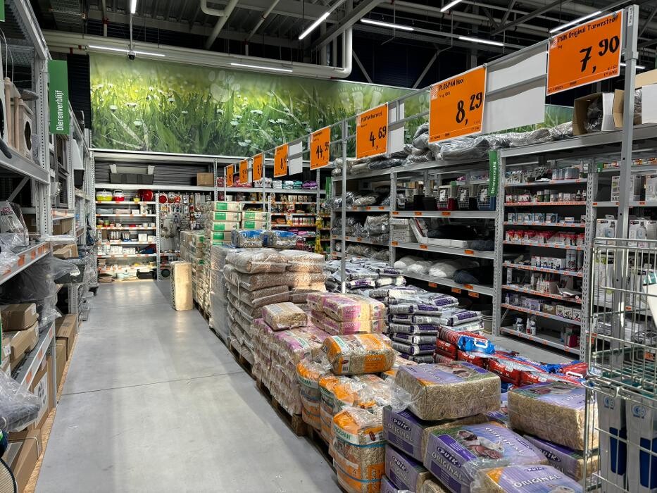 Foto's HORNBACH Dierenafdeling Nijmegen