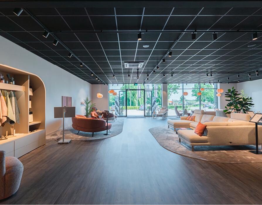 Foto's Prominent Assen | Relaxstoelen | Sta-op stoelen | Banken | Fauteuils