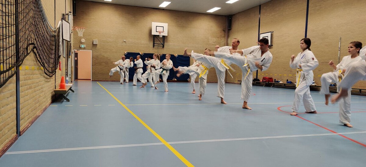 Foto's Shin Bu Ken | Kyokushinkai karateschool Meppel