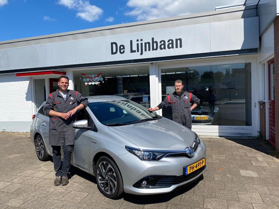 Foto's Autobedrijf De Lijnbaan | VETOS TOP Merkspecialist in Toyota
