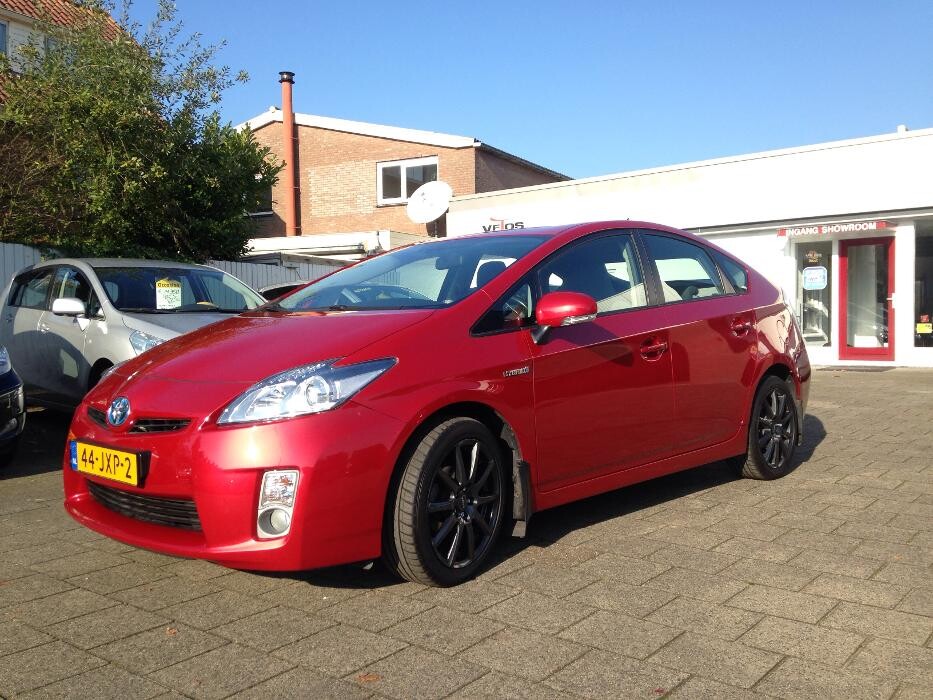 Foto's Autobedrijf De Lijnbaan | VETOS TOP Merkspecialist in Toyota