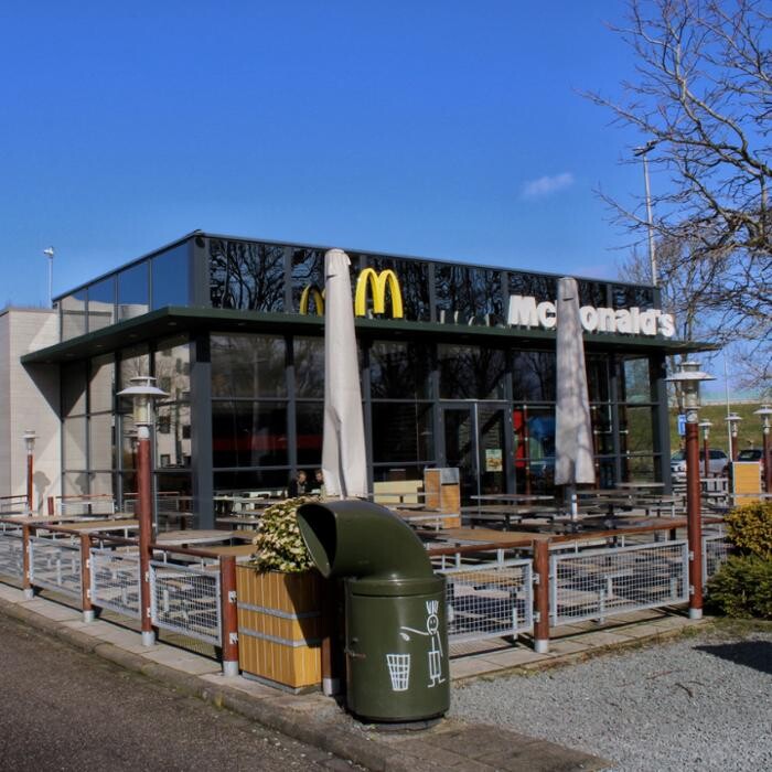 Foto's McDonald's Alkmaar Oost