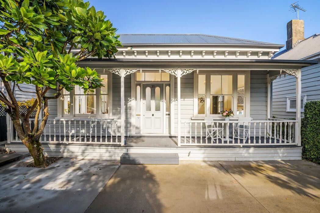 Images Renting Auckland