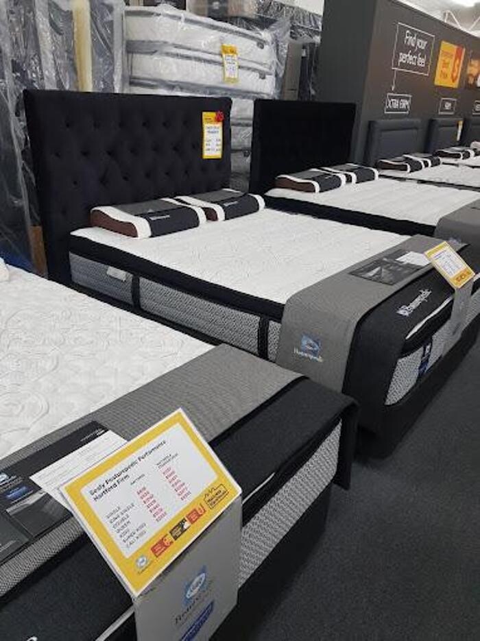 Images Mattress Warehouse - Hastings