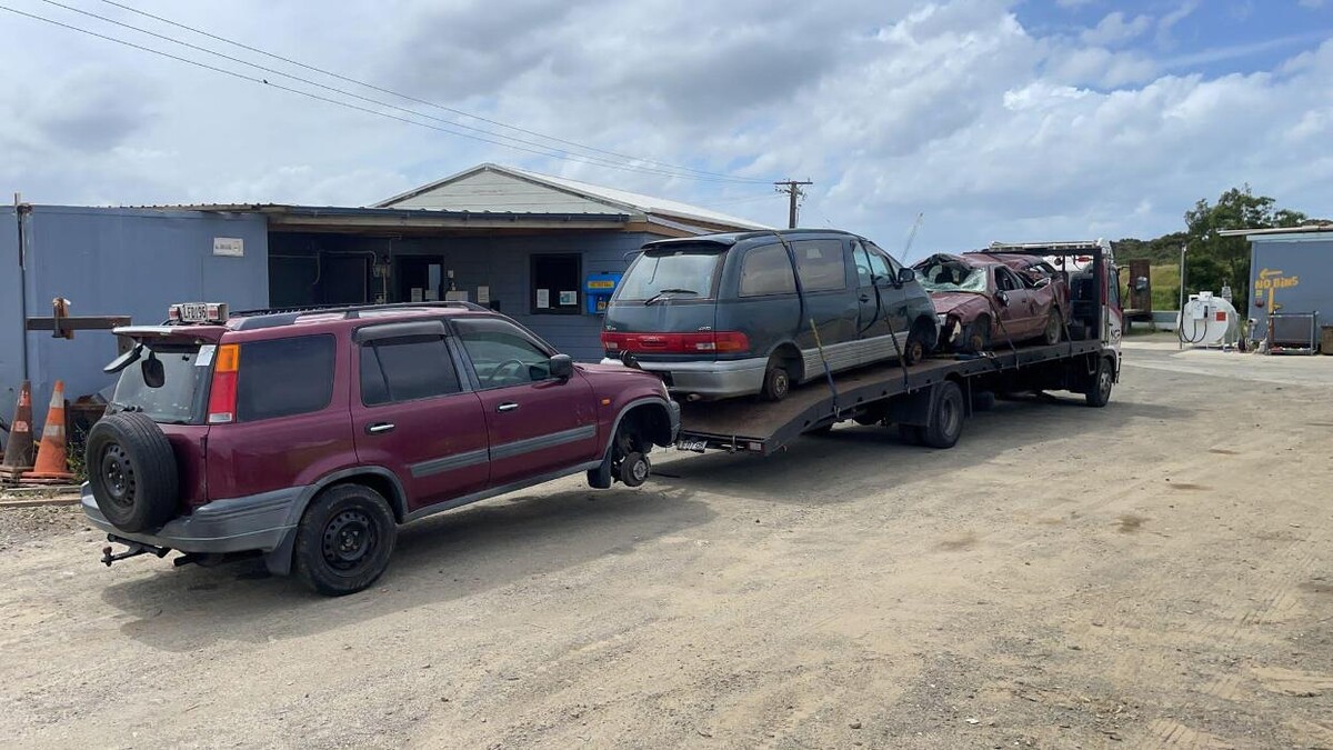 Images National Car Removal & Car Parts