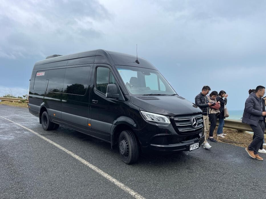 Images BRIGHTLANE Luxury Transfers & Tours