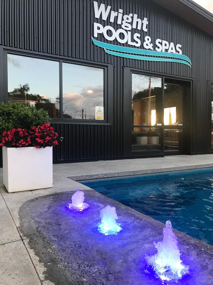 Images Wright Pools & Spas