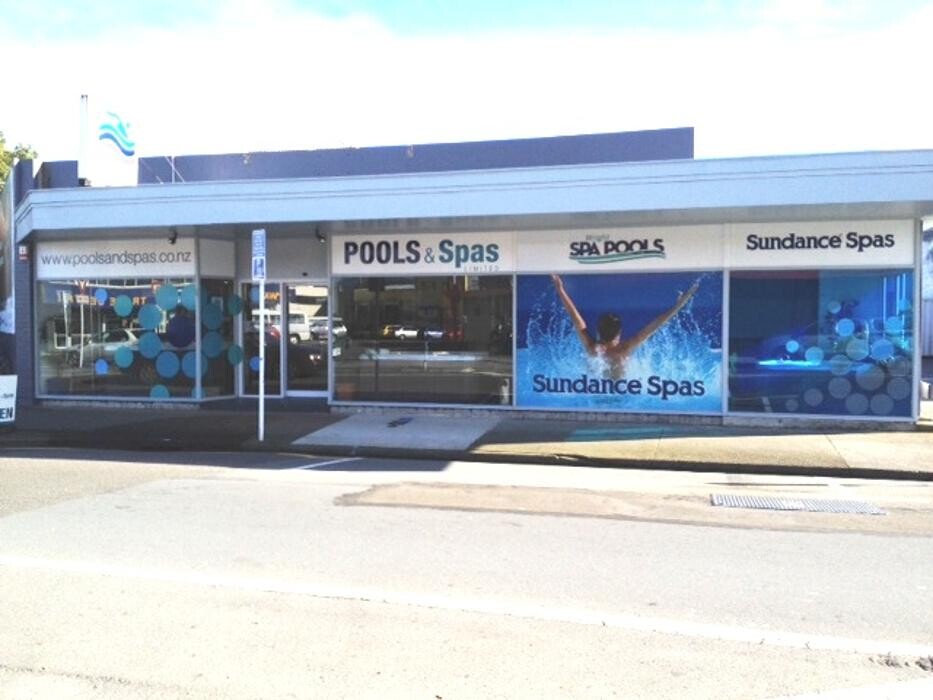Images Wright Pools & Spas