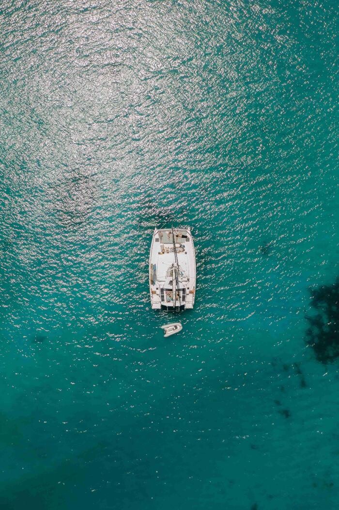 Images Silver Wave Yacht Charters