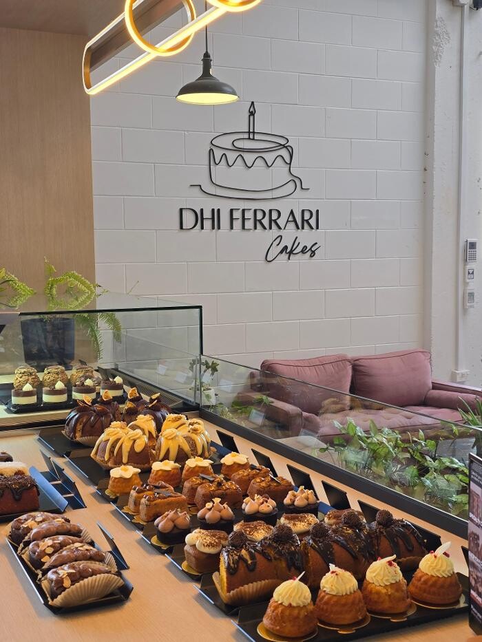Images Dhi Ferrari Cakes