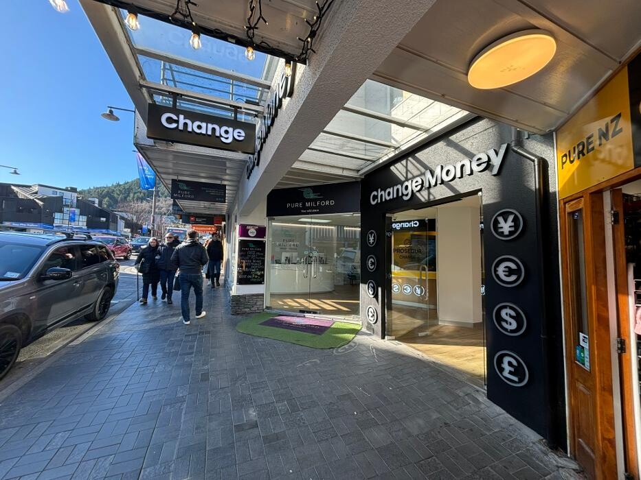 Images Currency Exchange Queenstown | Prosegur Change