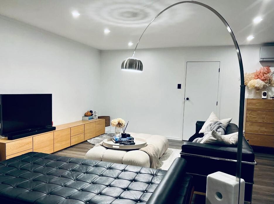 Images DerLook Designer Furniture
