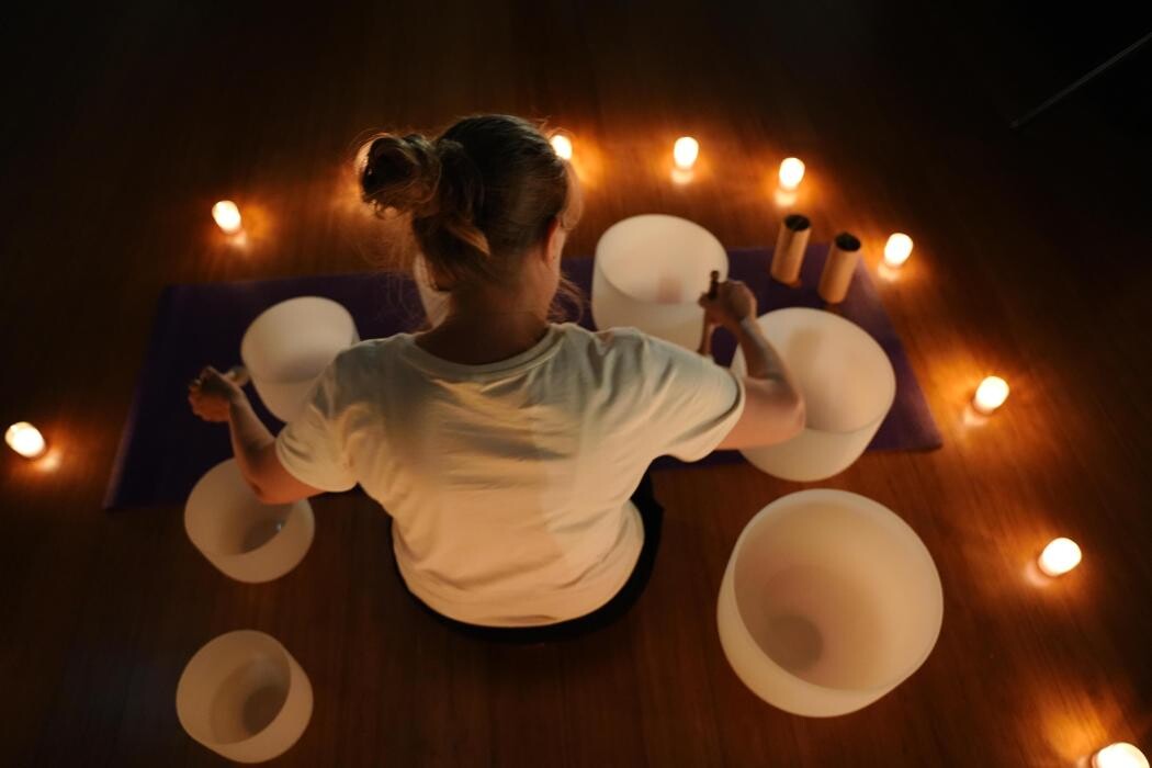 Images Holly Neighbours - Sound Baths, Breathwork and Reiki