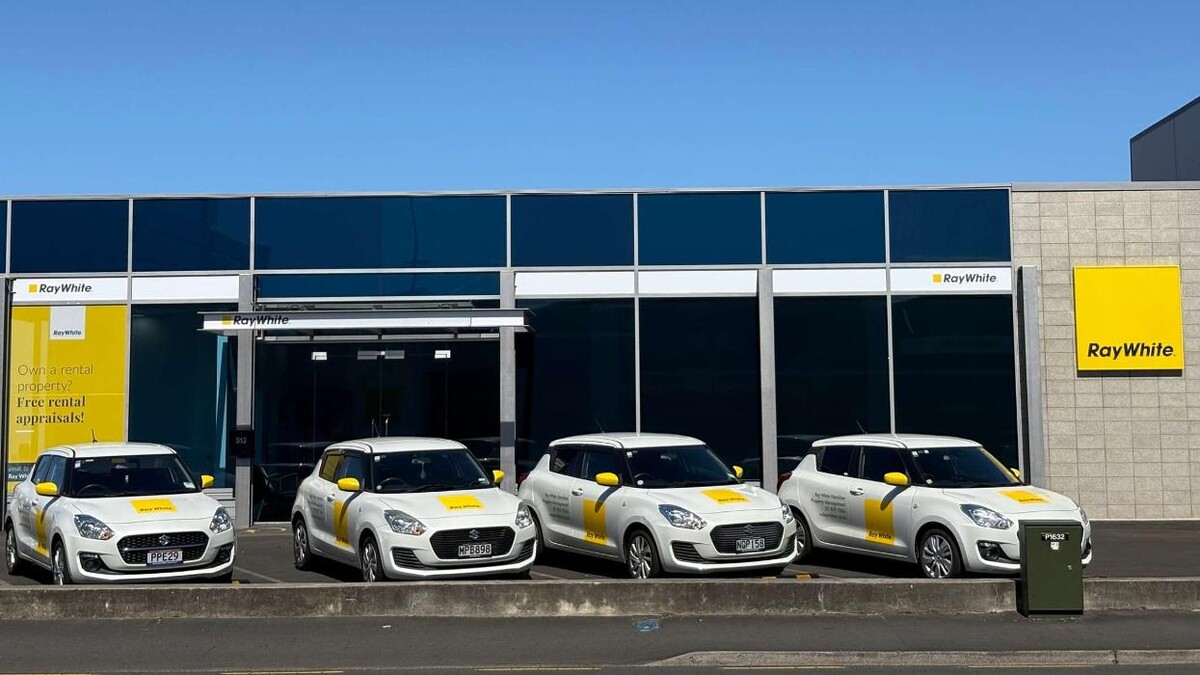 Images Ray White Hamilton Property Management